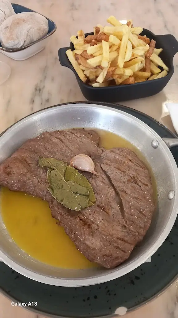 M. Keith Meredith_O Torgal_Santarém_recensione