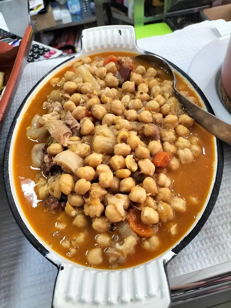 Taberna Casa de Pasto O Pião_Santarém_slider_image_3