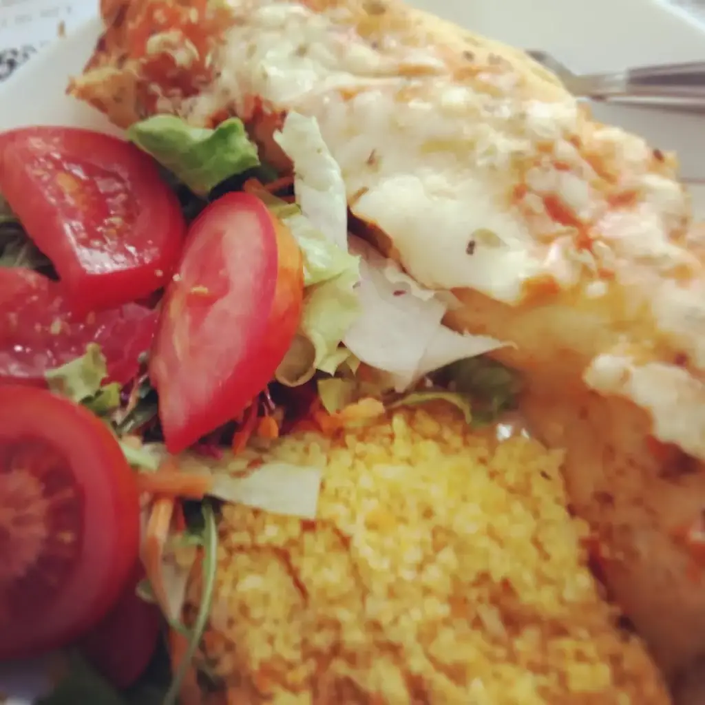 Silvia Gonçalves_Muxima Yami_Oliveira do Bairro_recensione