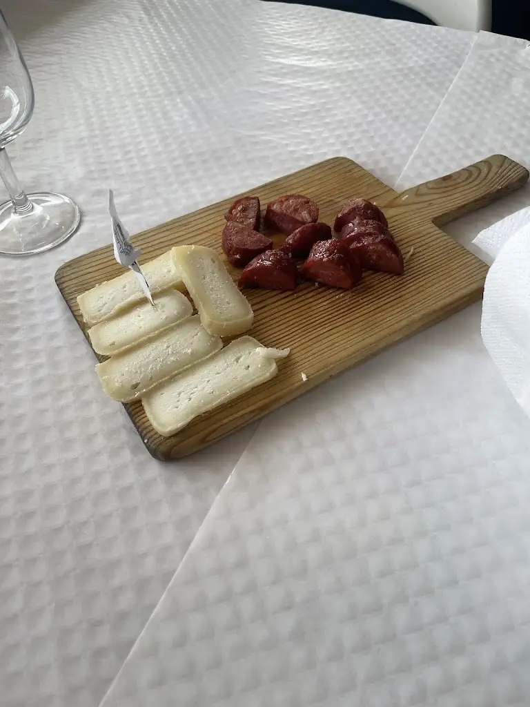 Steve McDaniel_Taverna Típica Miratejo_Santarém_recensione