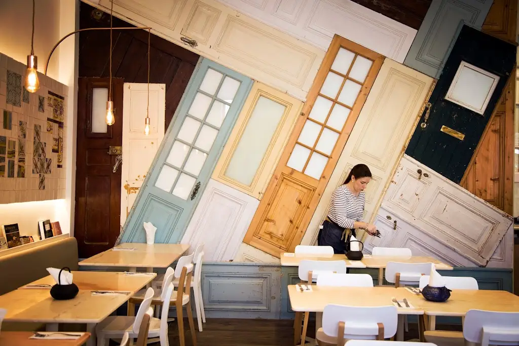 Hamburgueria Portuguesa by Farnel_Alcochete_slider_image_1