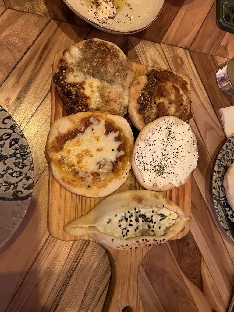 Masoud Saedi_Damasqino_Almada_review