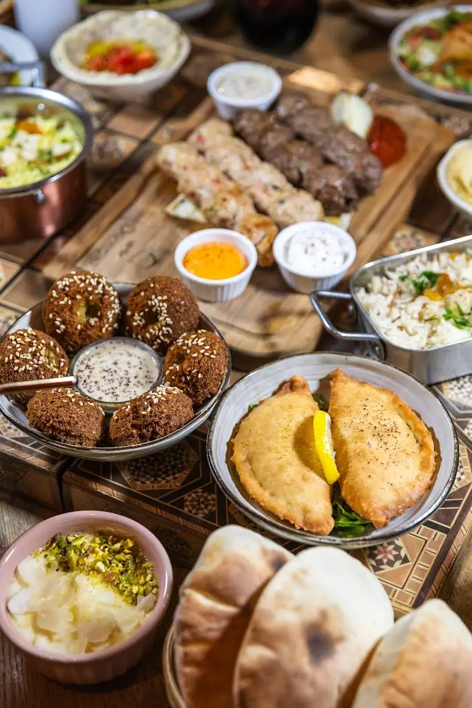 Damasqino_Almada_slider_image_3