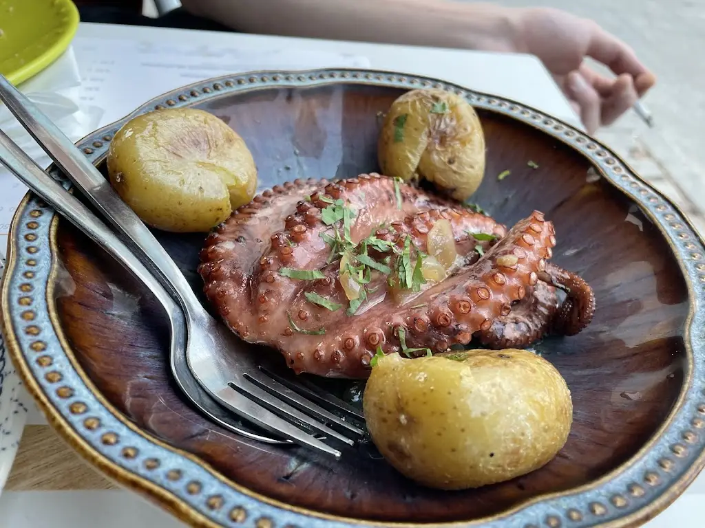 Menu_Pikaki Taberna Portuguesa_Almada_image_5