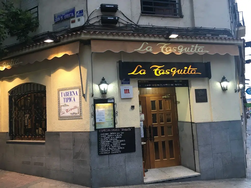 Isabelly Pipolo_Oliveira do Bairro_slider_image_1