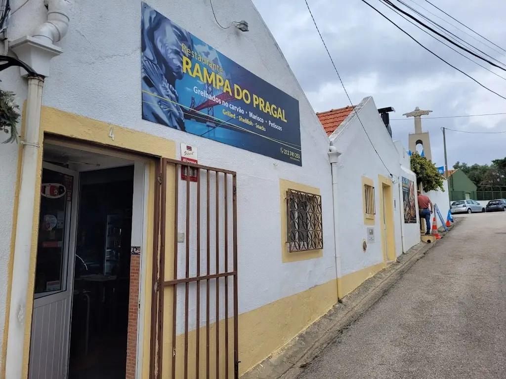 A Rampa do Pragal ristorante a Almada
