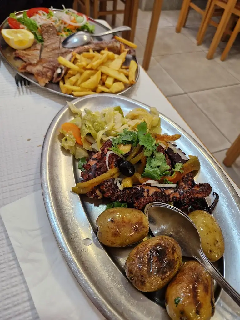 Tasca D'Avenida_Almada_slider_image_3