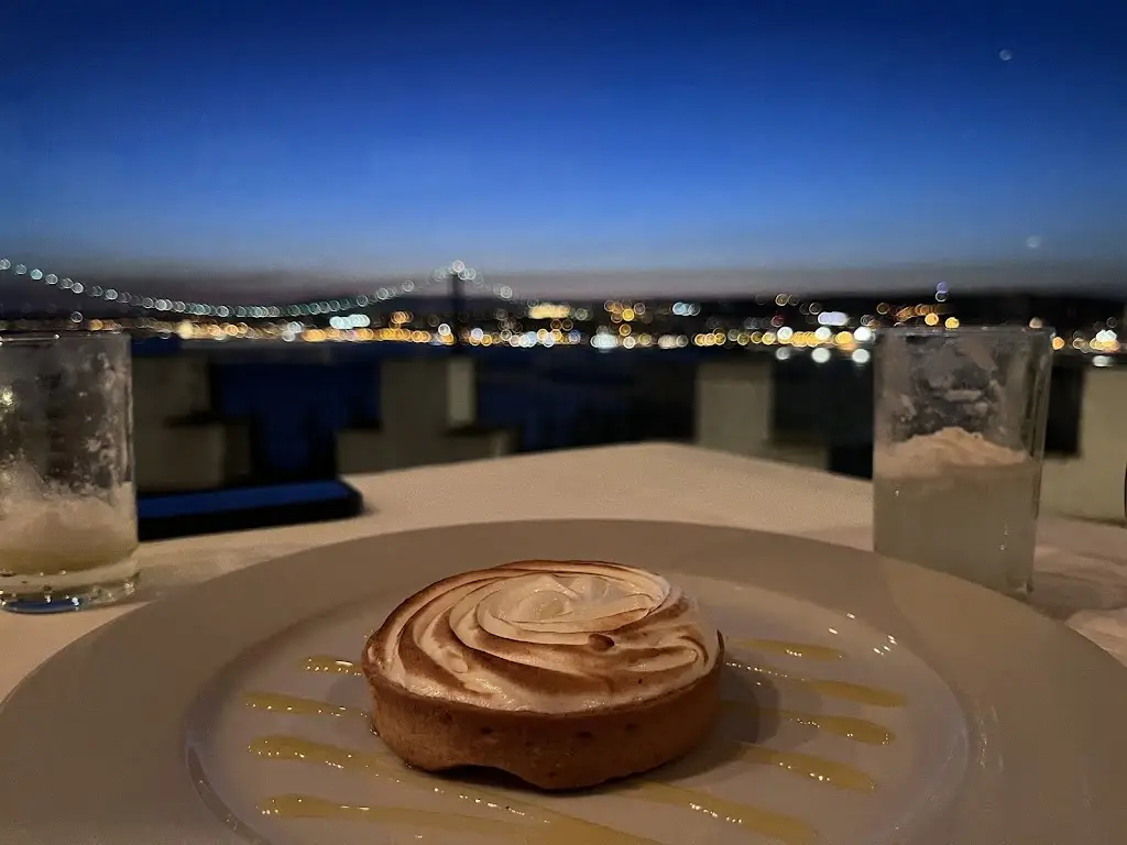 Per_Amarra Ó Tejo_Almada_recensione