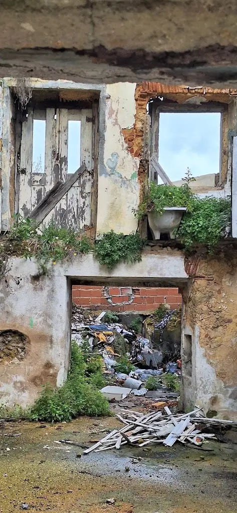 Joao Bastos_Capitão Almada_Almada_review