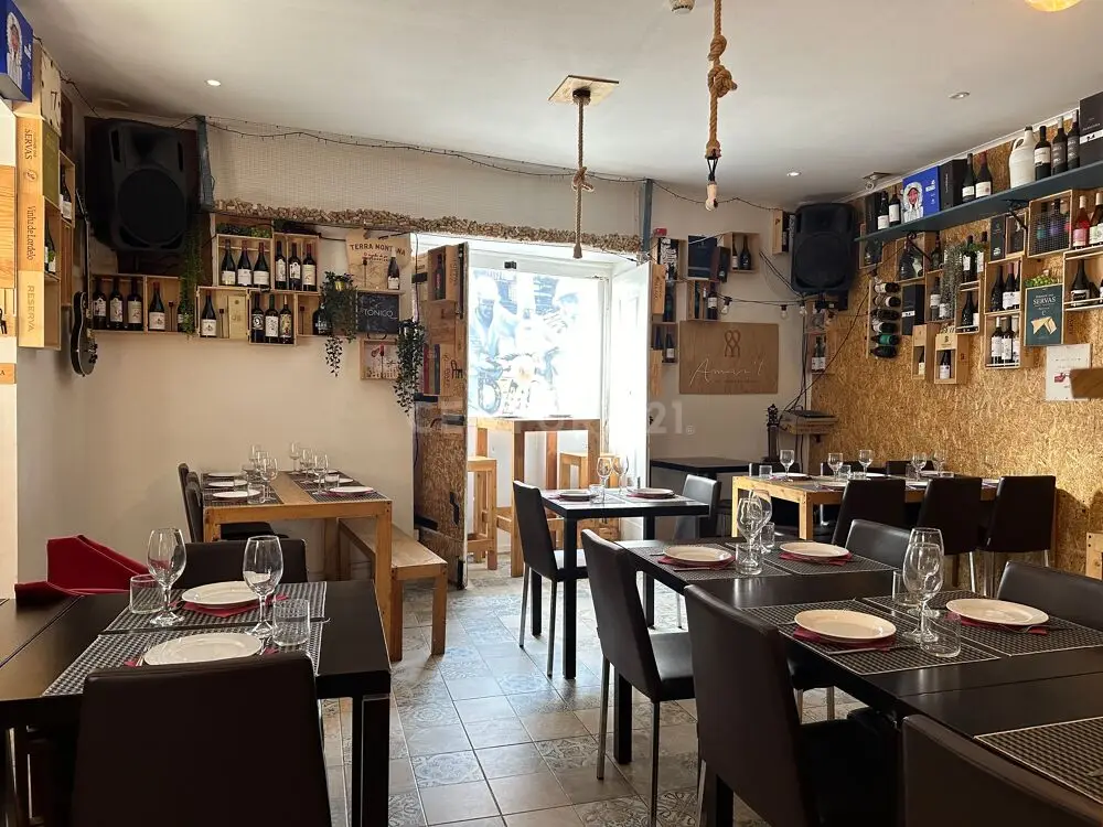 Capitão Almada restaurant in Almada