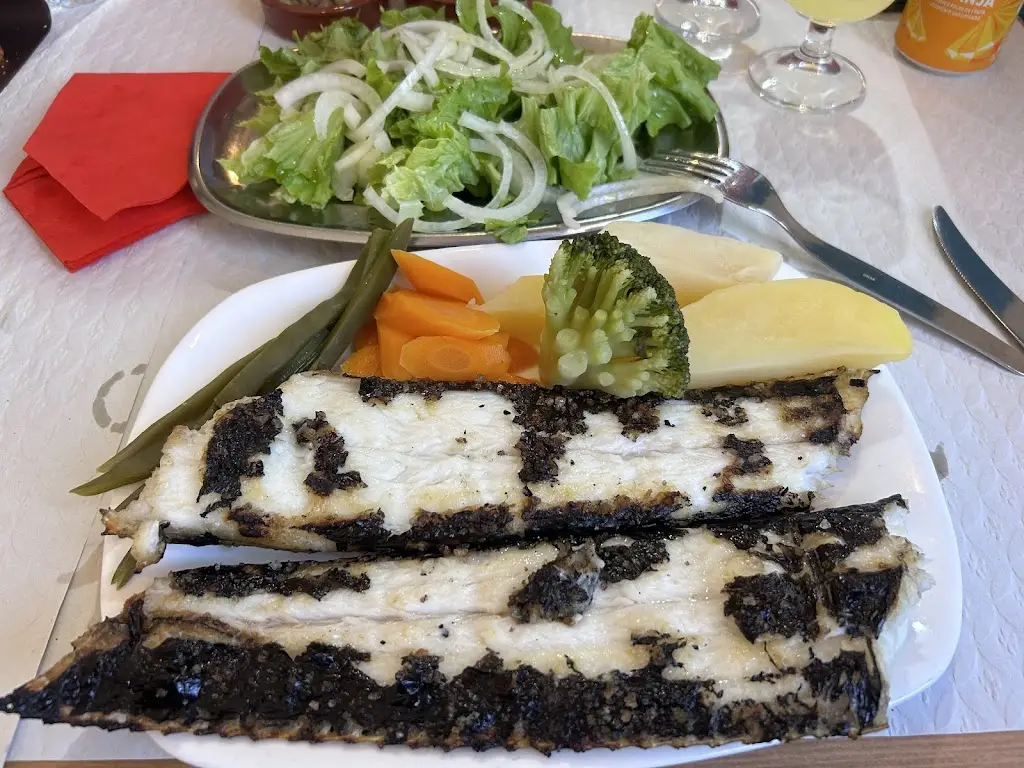 Alexandra Marques_O Raposão_Alhos Vedros_review