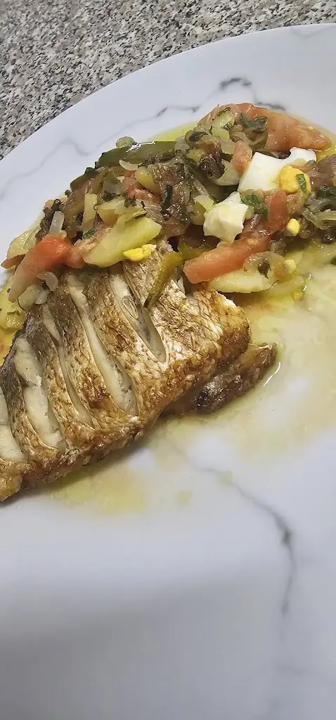 carlos amado_Panda_Alhos Vedros_recensione