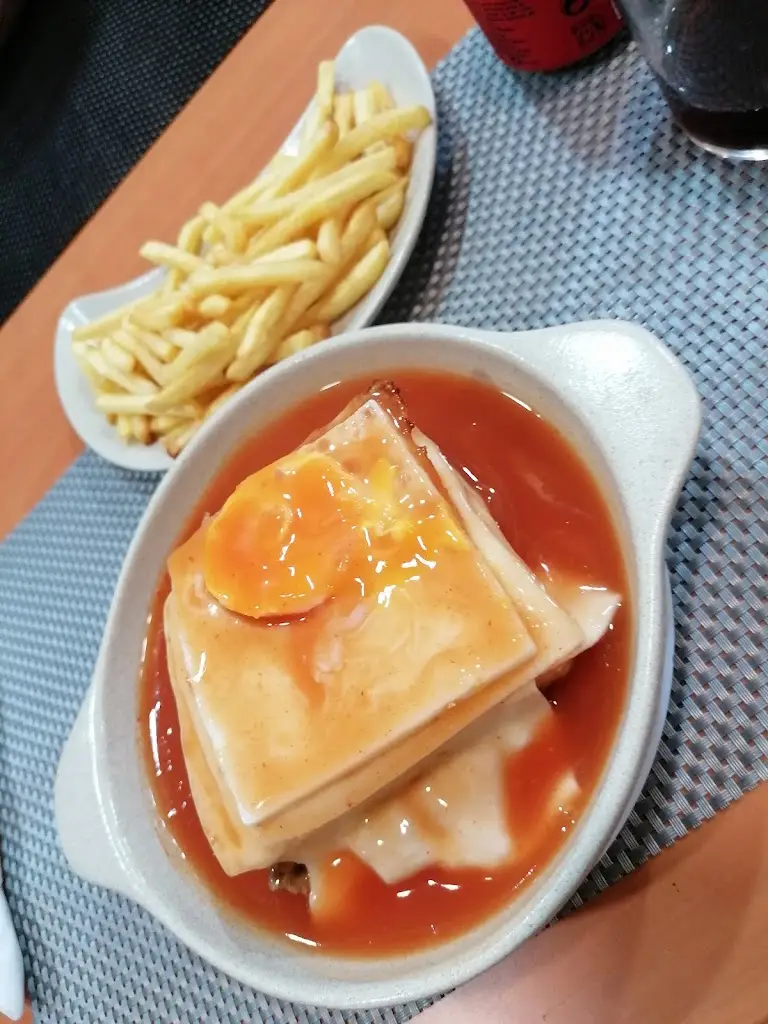 Menu_Estação Mineira Hamburgueria Artesanal Brasileira_Alhos Vedros_image_7