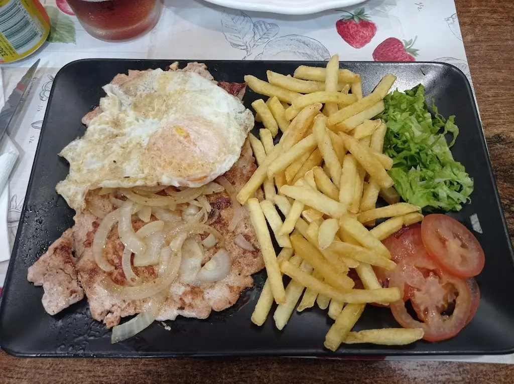 Rita Pereira Paiva_Estação Mineira Hamburgueria Artesanal Brasileira_Alhos Vedros_review