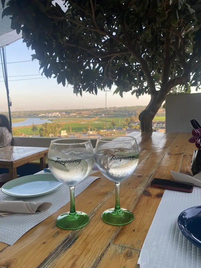 Maria Monteiro_Quintal da Liga_Alcácer do Sal_reseña