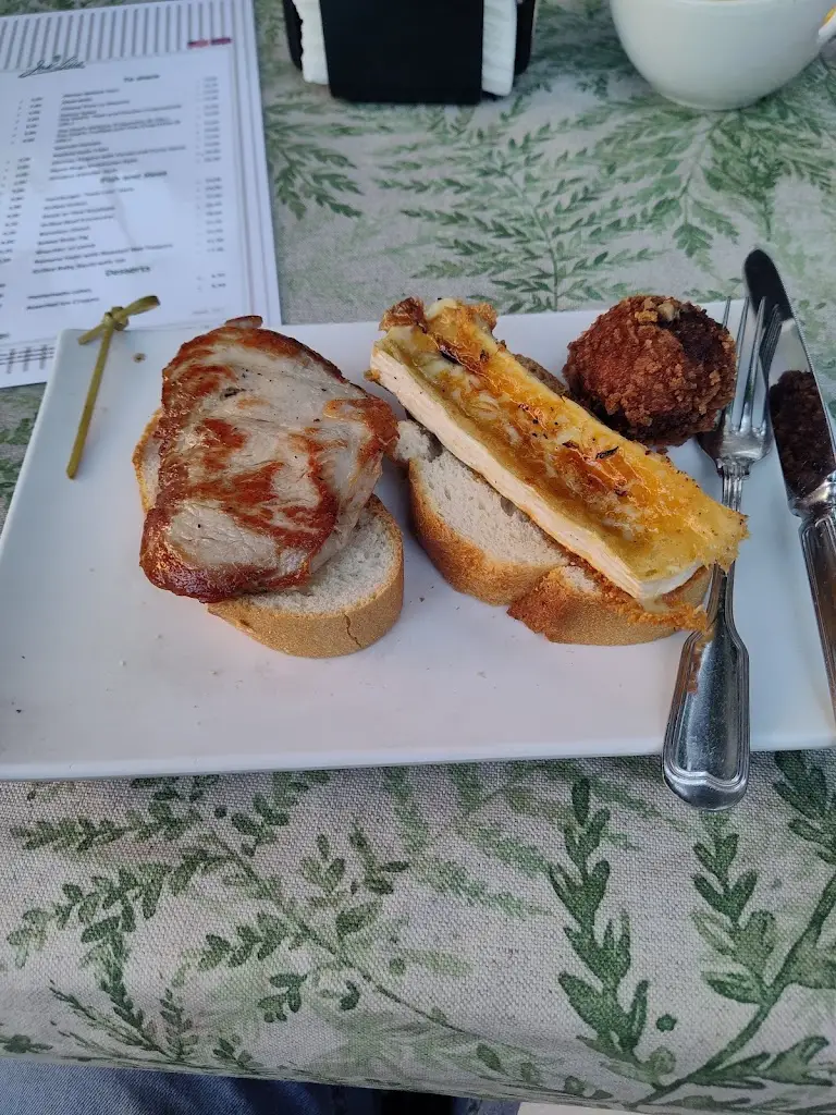 Casimiro da Silva Santos; he-him (Coach Cas)_Restaurante O Ninho_Alcácer do Sal_recensione