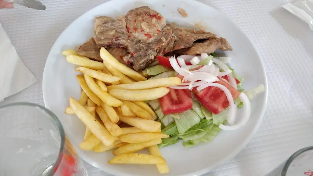 Menu_Snack Bar Sorriso_Fonte Bastardo_image_7