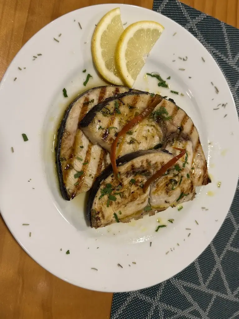 Menu_Restaurante Poço Azul_Fenais da Ajuda_immagine_5