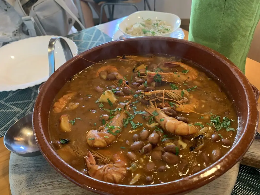 Menu_Restaurante Poço Azul_Fenais da Ajuda_immagine_6