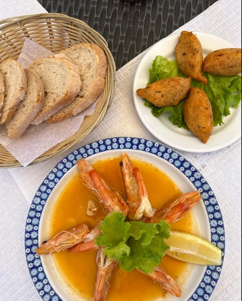 Vanity Lam_As Piscinas_Alcácer do Sal_recensione