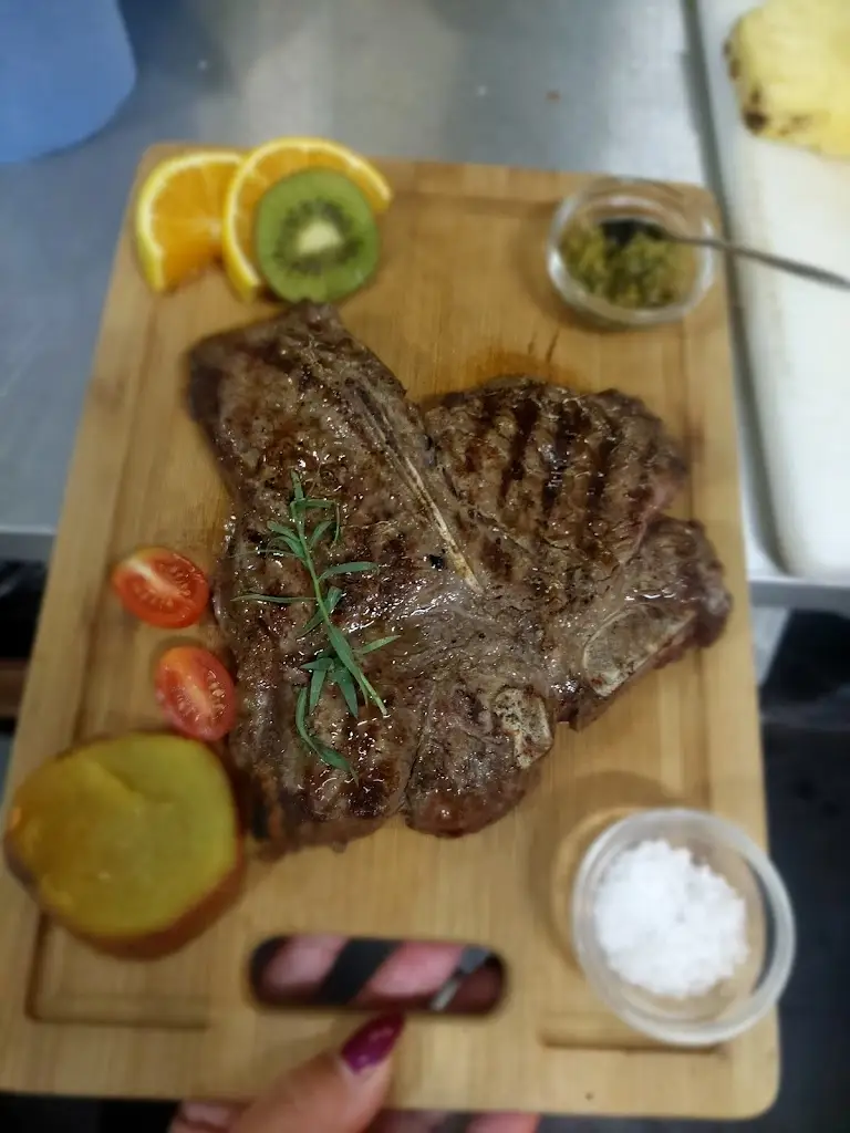 Menu_Rarinantes Steakhouse_Azeitão_imagen_1