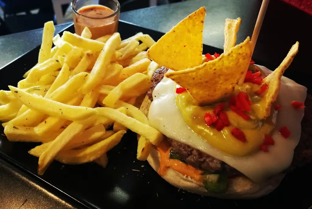 Hamburgueria Garfo & Faka_Azeitão_slider_image_2