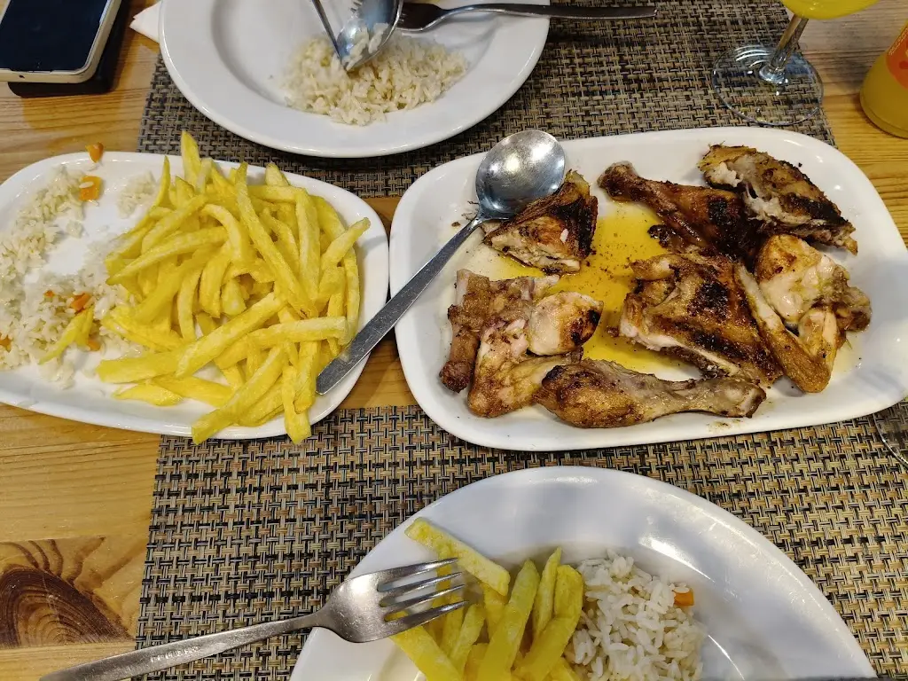 Casa dos Frangos_Tomar_slider_image_3