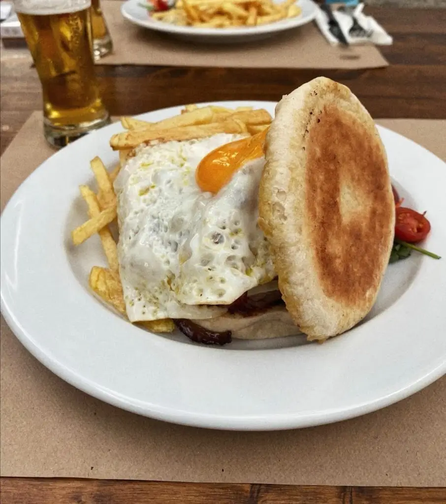 Arco Pub_Tomar_slider_image_2