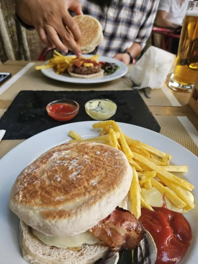 Arco Pub_Tomar_slider_image_3