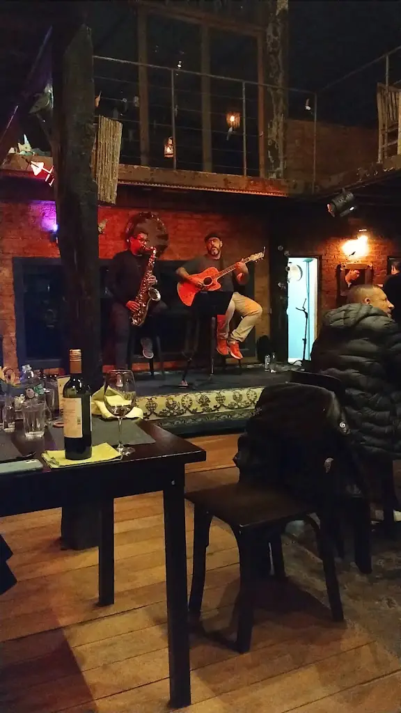 Phil Weingrow_O Mouchão_Tomar_recensione