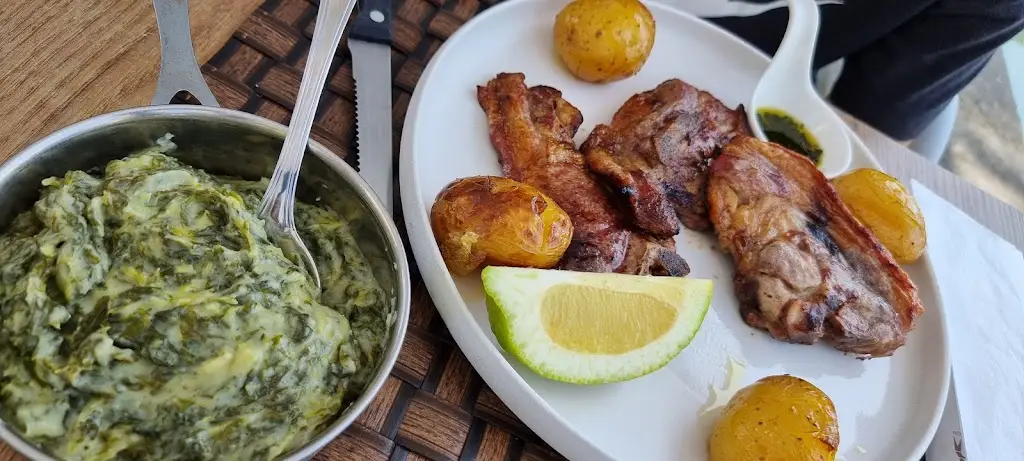 Nuno Castilho_Restaurante Nabão_Tomar_reseña