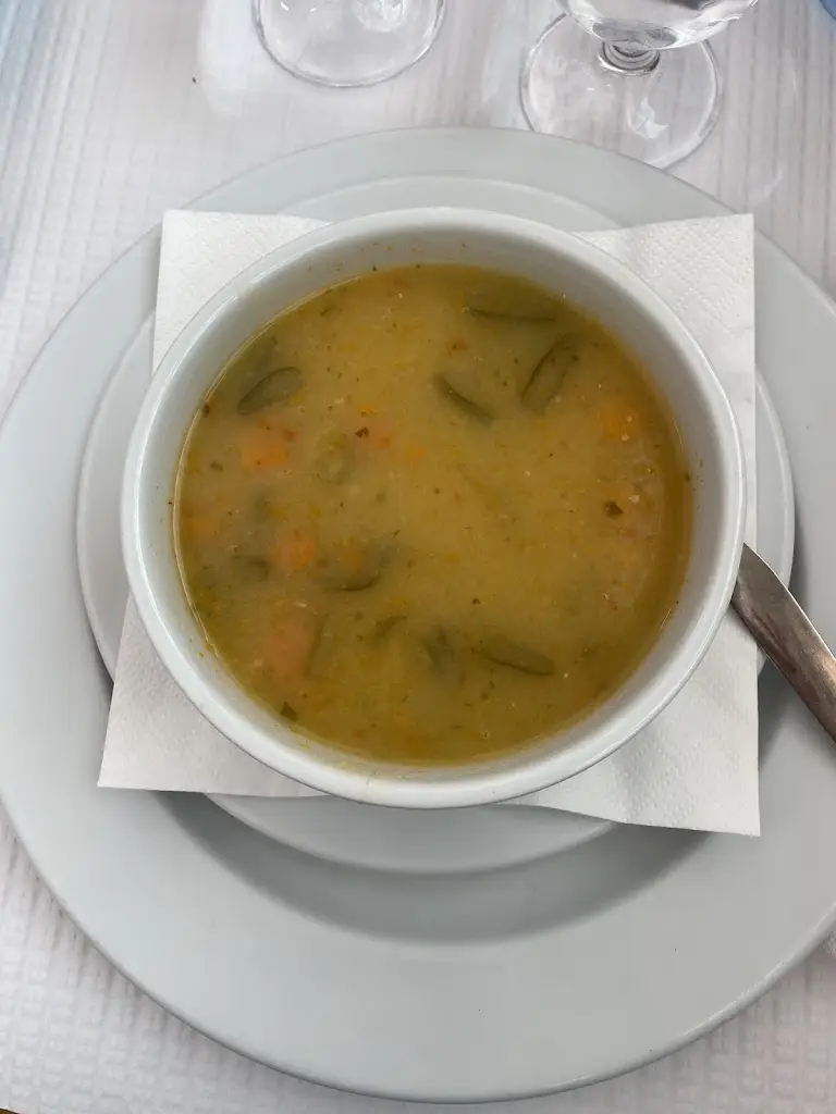 Eva Dems_Parreirinha_Tomar_review