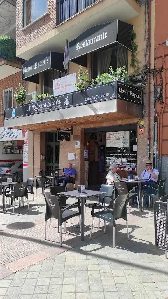 O Bairradino dos Leitões restaurant in São João de Ver