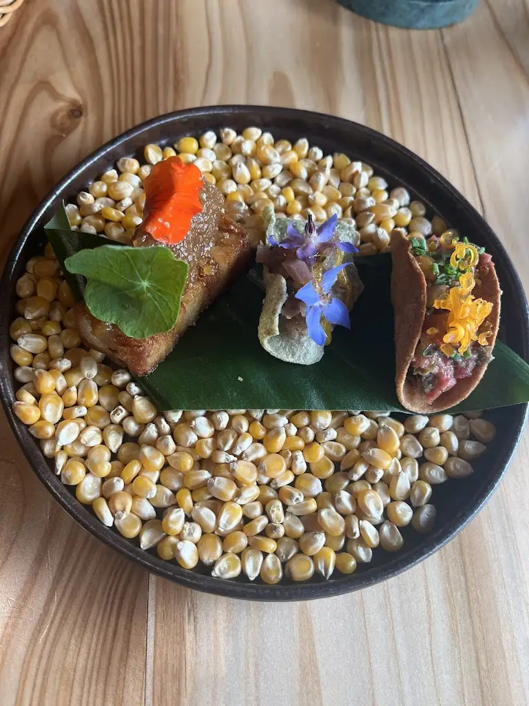 J K_Furnas Lake Restaurant_Fenais da Ajuda_recensione