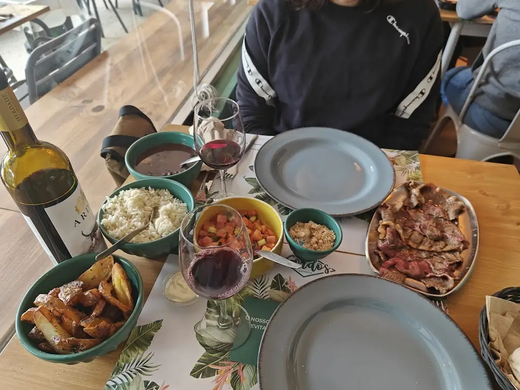 Ricardo Helena_GORDOS Caparica_Caparica_review