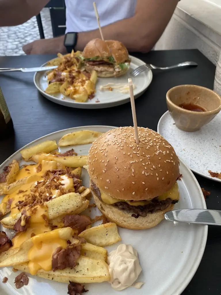 Menu_OMG Hambúrgueria Artesanal_Caparica_image_7