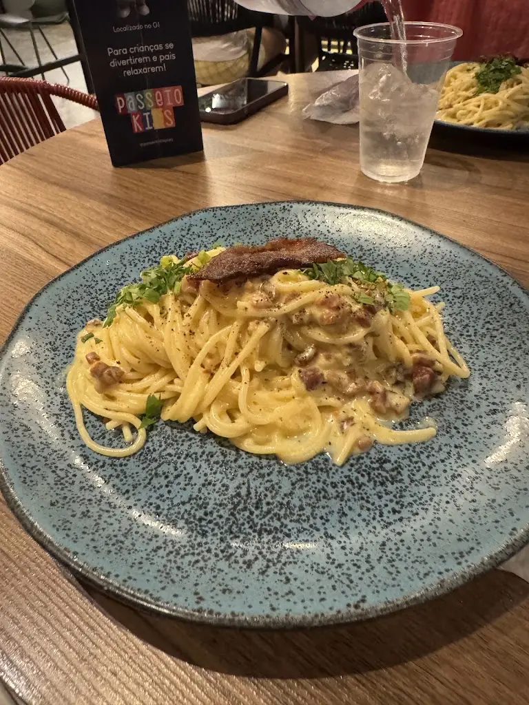 Nuno Bernardo_A Chica do Rina_Lavradio_Bewertung