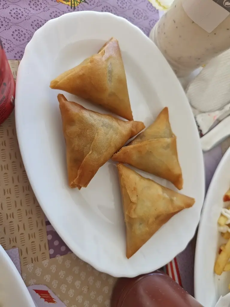 Solanch Delgado_SR TACOS KEBAB E BURGER PIZZA_Lavradio_recensione