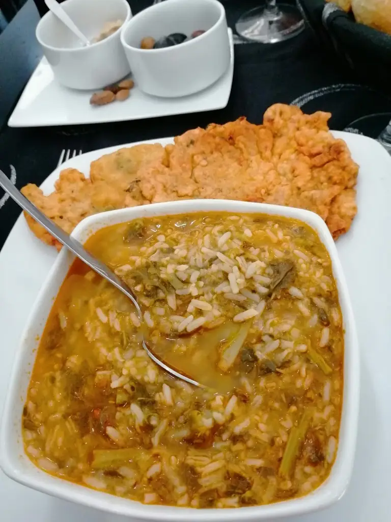 virginia oliveira_Restaurante Casa do Monte_Rio Meão_reseña