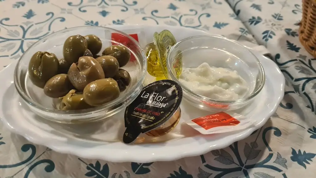 Mélanie DA COSTA_Esturricadinho_Corroios_recensione