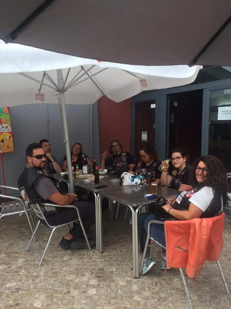 Paulo Reis_O Canilhas_Corroios_review