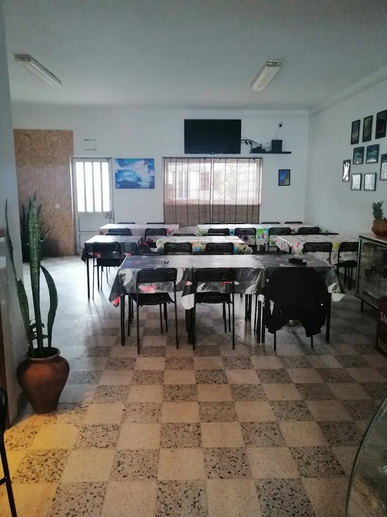 Tropical Cafe_Corroios_slider_image_3