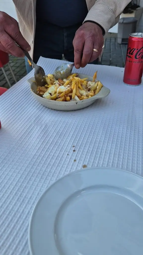 Kaja Štritof_Taverna dos Petiscos_Corroios_recensione