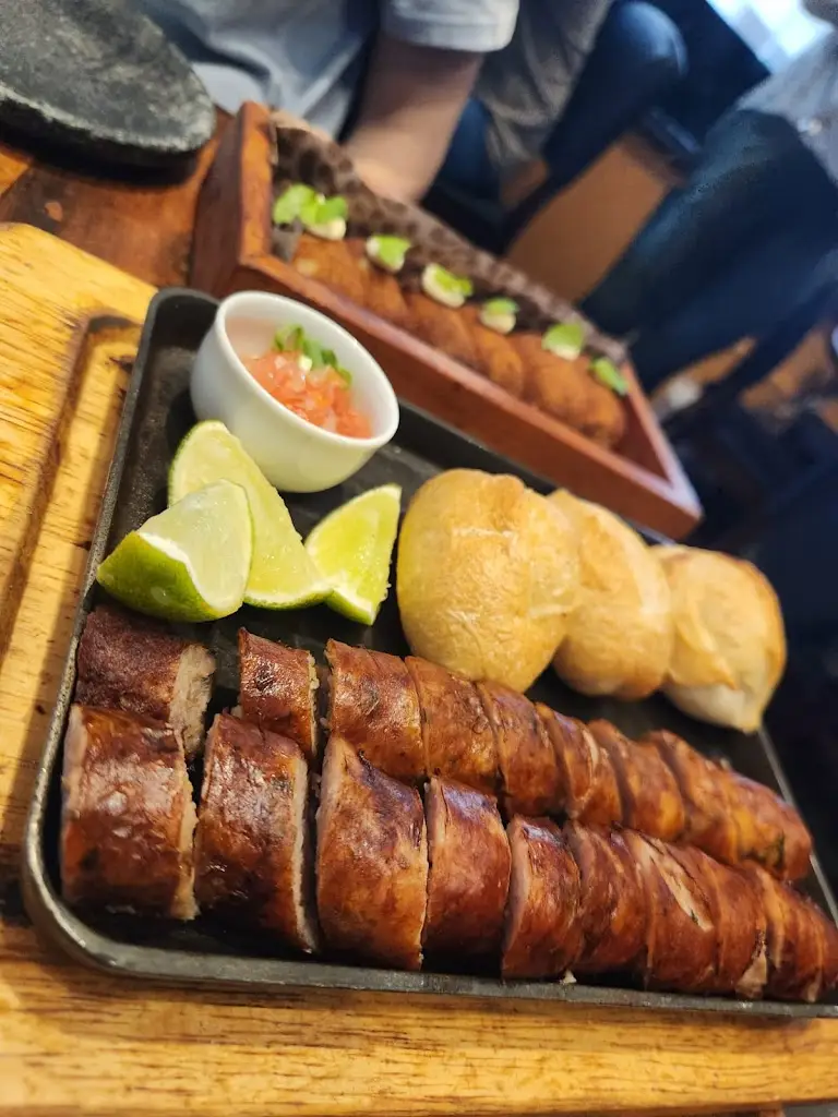 Hugo Santos_Orlion_Corroios_recensione