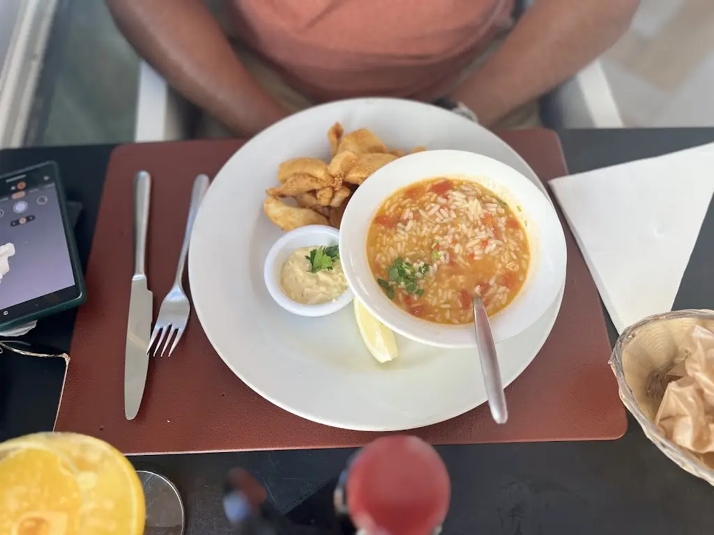 KUSHAL LONARE_O Velho e o Mar_Sesimbra_recensione