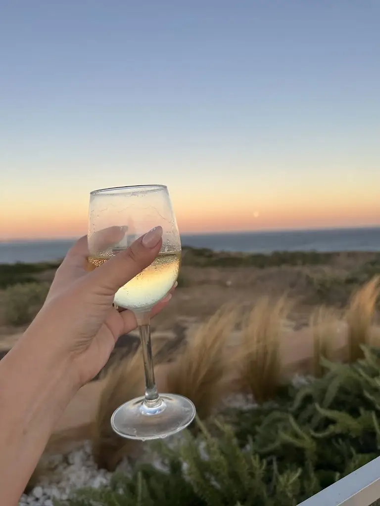 Nicole Brodzik_Monte Mar Lagos_Piedade_review