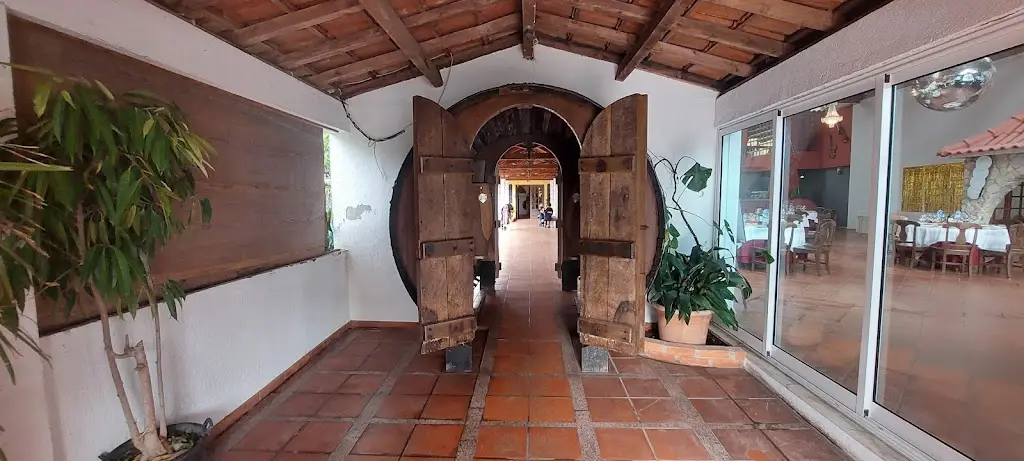 Sandra Rosario_Manuela Borges_Santo António da Charneca_recensione