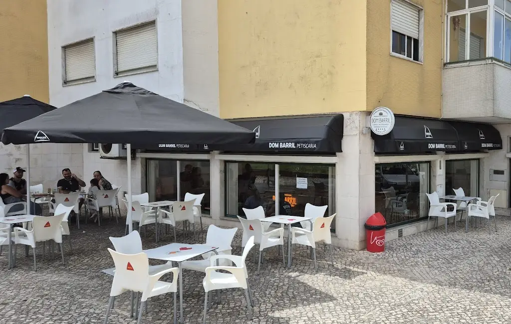 Dom Barril ristorante a Santo António da Charneca