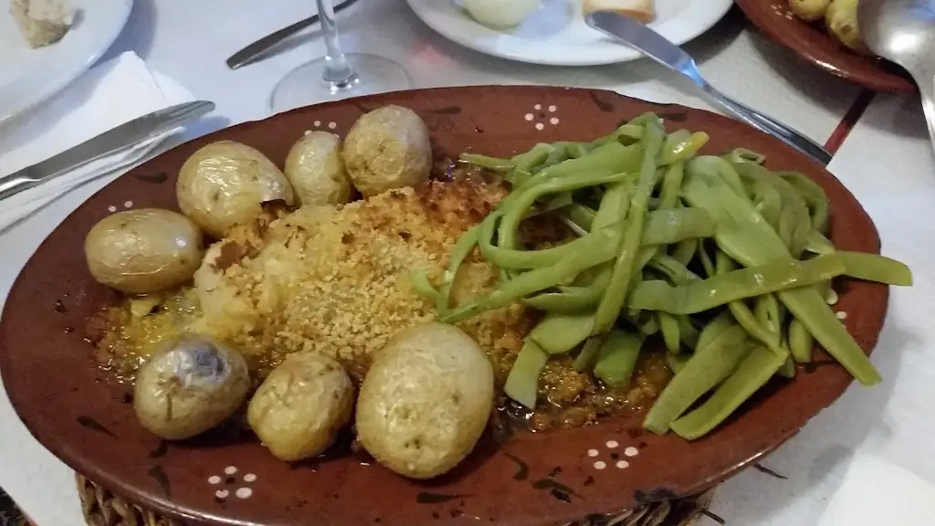 Joel Rubim_Taberna do Zé da Lídia_Trafaria_review