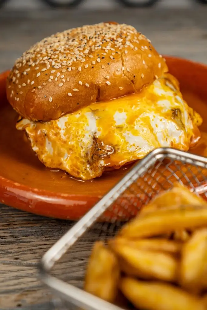 2Burger_Montijo_slider_image_2